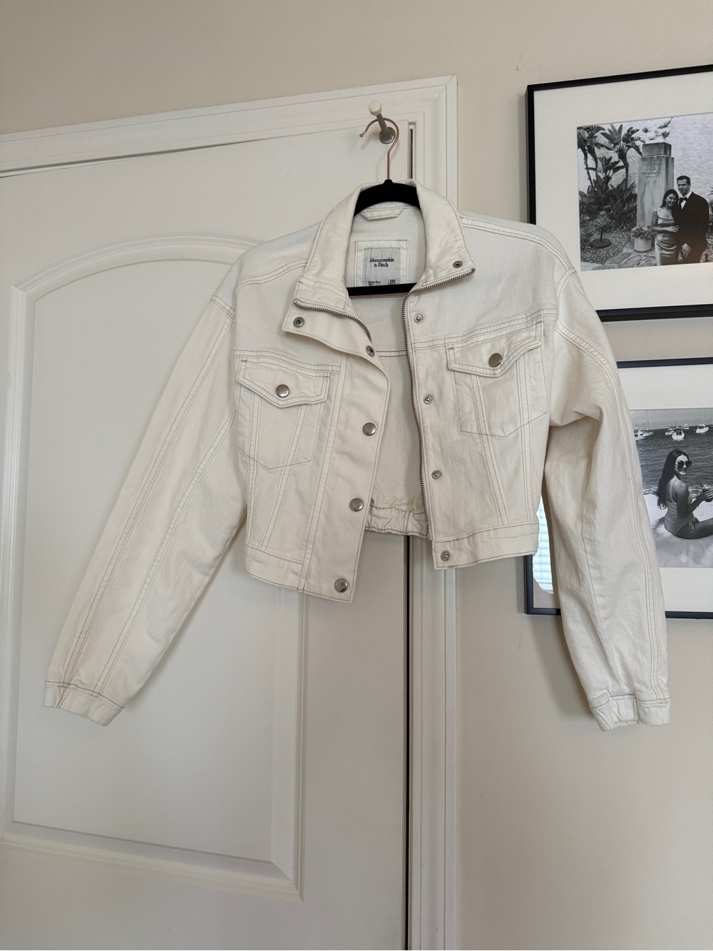 Abercrombie & Fitch Cropped White Denim Jacket - Women